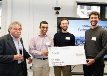 ” دودة “: قصة شركة زراعية تونسية ناشئة تستخدم الحشرات كمصدر بديل للتغذية