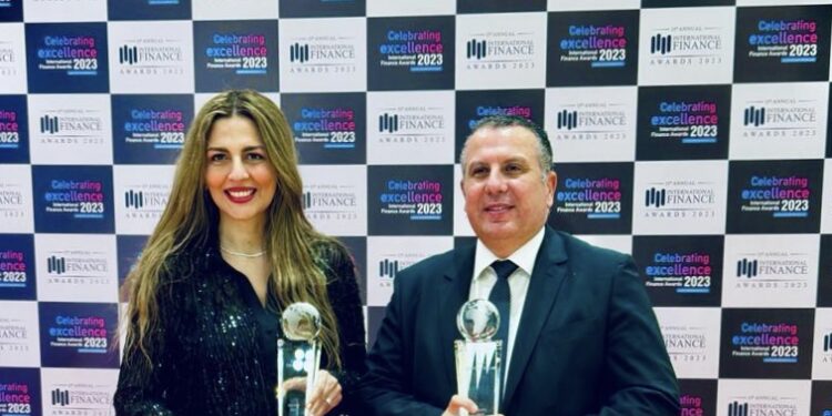 بنك مصر يتوج بجائزتي أفضل بنك في مجال ائتمان الشركات والمسئولية المجتمعية في مصر لعام 2023 من مجلة إنترناشيونال فاينانس العالمية