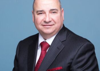 رئيس شعبة الادوية باتحاد الصناعات :  الإنتهاء من إعداد استراتيجية للنهوض بقطاع الدواء تمهيدا لعرضها على رئيس الجمهورية