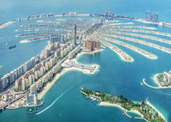 ب250 مليون درهم .. مجموعة عائلية إماراتية تتفاوض لبيع عقار فاخر في نخلة جميرا وتدرس صفقتين آخرتين