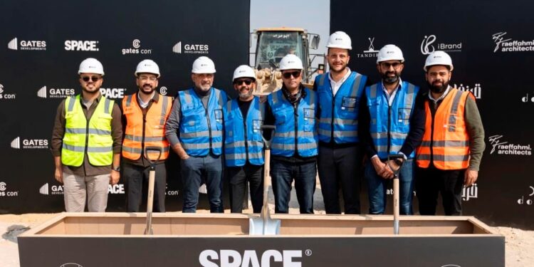 الرئيس التنفيذي لشركة Gates Developments: الانتهاء من أعمال الحفر والاستعداد لبدأ مرحلة صب الخرسانات في مشروع Space commercial complex بالشيخ زايد