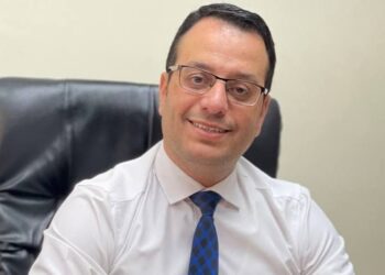 الدولار فى السوق الموازى يواصل خسائره وتوقعات بوصوله لـ 45 جنيهاً تعرف على الاسباب  