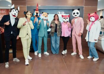 ” الاكامينز ” ينطلقون فى مهمة رسمية لنشر البهجة والسعادة فى عدد من المؤسسات الخيرية طوال شهر رمضان 