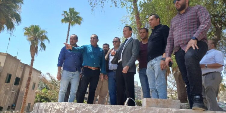مساعد وزير الإسكان يتابع اللمسات الأخيرة استعداداً للافتتاح التجريبي لمشروع إعادة إحياء حديقة الأزبكية بمحافظة القاهرة