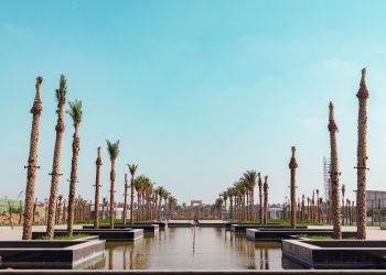 وزير الإسكان يتابع موقف تنفيذ «حديقة تلال الفسطاط» فى موقع مركزى بقلب القاهرة التاريخية
