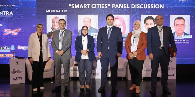 شركات الاتصالات والتكنولوجيا الذكية تشيد بالنسخة السادسة من منتدى الاستشاريين المصريين