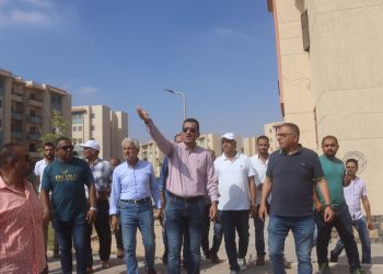 وزير الإسكان: جولات تفقدية لمسئولي الوزارة وأجهزة المدن لدفع العمل بمشروعات المبادرة الرئاسية «سكن لكل المصريين»