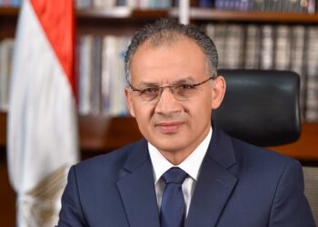 فرحات: الأهرام استحدثت منصات ناجحة للتواصل بين الدولة والمستثمرين في قطاعات العقارات والطاقة والدواء