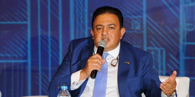 حاتم عامر: توجه شركات التطوير العقاري لاستراتيجية «التمويل تحت الإنشاء» ضروري