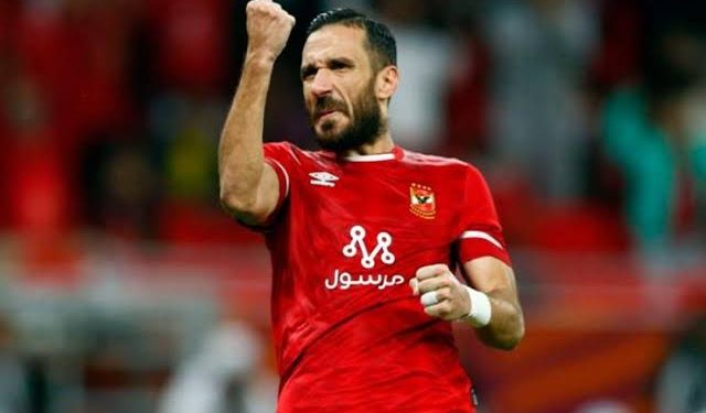 التونسي علي معلول ظهير ايسر الاهلي يوقع علي عقد جديد لمدة سنة