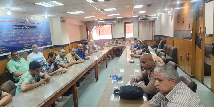 محمد عارف: النقابة العامة للتجارة تلتقي مع مجموعة من تاجر والباعة لبحث آلية مطالبهم من حريق العتبة