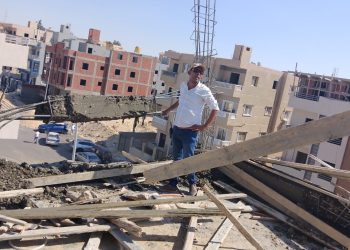 في حملات متواصلة بالتعاون مع الشرطة .. وزير الإسكان إزالة مخالفات بناء وإشغالات بمدن 6 أكتوبر ودمياط وبرج العرب وسوهاج الجديدة