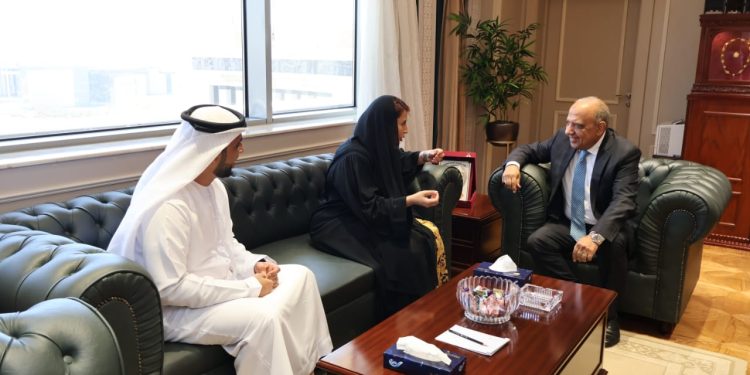 وزير الكهرباء يستقبل سفيرة الامارات بالقاهرة لبحث سبل دعم وتعزيز التعاون والشراكة والاستثمار