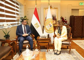 وزيرا الإسكان والتنمية المحلية والمدير الإقليمي لـ«الهابيتات» يتابعون التحضيرات لاستضافة مصر للمنتدى الحضري العالمي