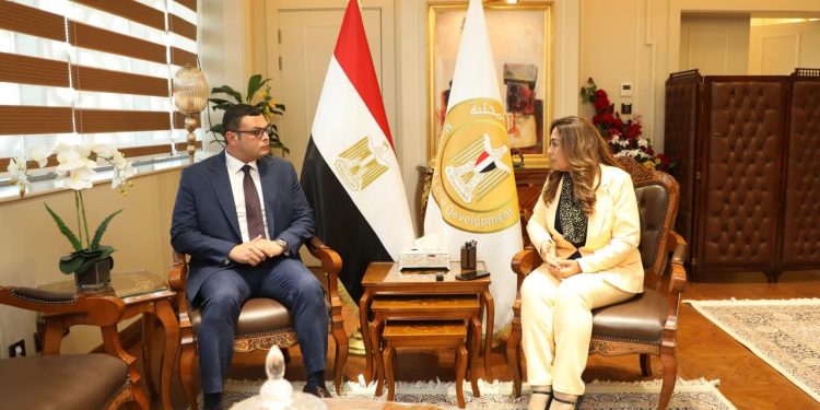 وزيرا الإسكان والتنمية المحلية والمدير الإقليمي لـ«الهابيتات» يتابعون التحضيرات لاستضافة مصر للمنتدى الحضري العالمي