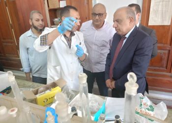 فى زيارة مفاجئة .. وزير الكهرباء والطاقة المتجددة يتفقد هيئة المواد النووية ويستعرض مشروعات العمل الحالية