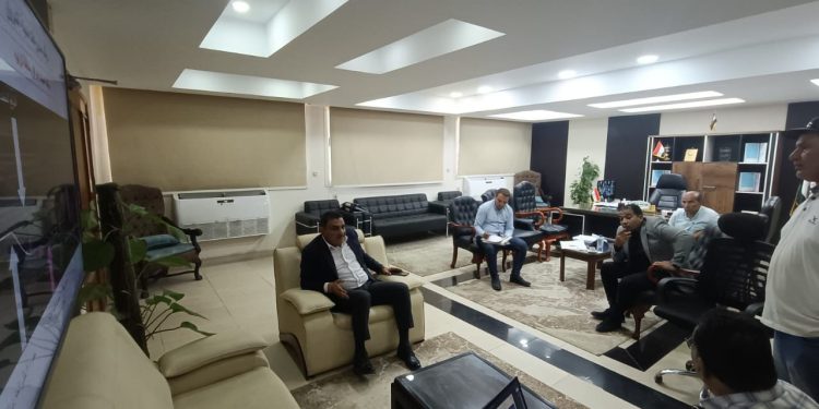 مسئولو «الإسكان» يتابعون موقف مشروعات المرافق بمناطق الامتداد ومنظومة مياه الشرب والصرف الصحي بمدينة الشروق