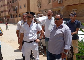 غلق وتشميع محال وبدرومات مخالفة وإزالة مخالفات بمدينتي دمياط الجديدة و15 مايو