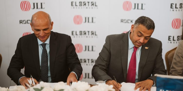 شركة «البطل للتطوير» توقع اتفاقية تعاون مع «جيه إل إل مصر» لتقديم خدمات الإدارة لـ «روك جولد مول»
