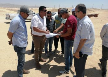 تطوير الطرق بمنطقة الصناعات المتوسطة وترفيق الأراضي السكنية ببني سويف الجديدة