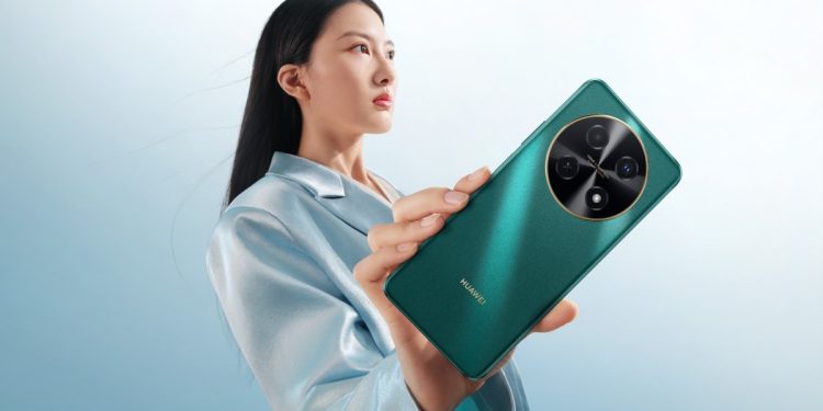 تصميم أنيق وأداء قوي مع HUAWEI nova12i يجعل تجربتك اليومية أكثر سلاسة وراحة، مع شاشة كبيرة وواضحة ومحرك قوي يضمن أداءً سريعًا وفعال