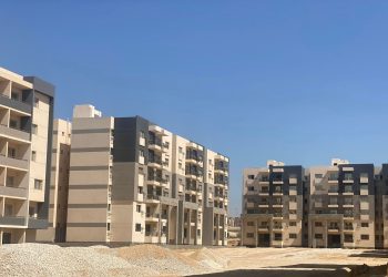 وزير الإسكان يتابع موقف تنفيذ وحدات المبادرة الرئاسية «سكن لكل المصريين» بـ4 مدن جديدة
