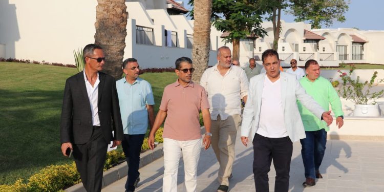 رئيس أبوظبي للاستثمارات السياحية يتفقد مشروعات التطوير في مصر