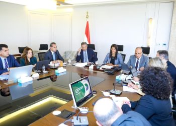 وزراء «التخطيط والتنمية الاقتصادية والتعاون الدولي» و«الموارد المائية والري» و«الزراعة واستصلاح الاراضى» يستعرضون مع بعثة البنك الدولي موقف مشروع التحول الغذائي الزراعي الموائم للمناخ