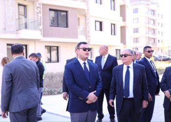 على هامش مشاركته في افتتاح «جامعة باديا» بحضور رئيس الوزراء .. وزير الإسكان يتفقد مشروع باديا «واحة أكتوبر» بالشراكة مع «بالم هيلز للتطوير العقاري» 