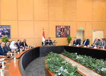 خلال مؤتمره الصحفي صباح اليوم .. وزير الإسكان يزف بشرى للمواطنين خلال شهرين طرح 70 ألف وحدة سكنية لمنخفضي ومتوسطي الدخل بالمبادرة الرئاسية سكن لكل المصريين