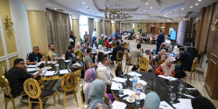 غرفة «الصناعات الغذائية» تناقش مع «كيوكاب» و«هيئة سلامة الغذاء» الاختبارات المعملية والمواد الملامسة للغذاء