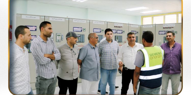 وزير الإسكان يتابع موقف مشروعات تطوير ورفع كفاءة الطرق والمرافق بعددٍ من المناطق الصناعية بالمدن الجديدة