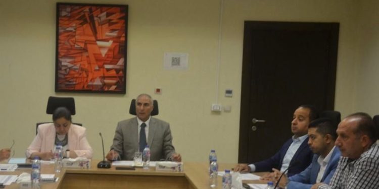 وزير الإسكان يتابع إجراءات تعويض أصحاب قطع الأراضي المنزوع ملكيتها في حي السلام ثان بمحافظة القاهرة ضمن تطوير العشوائيات