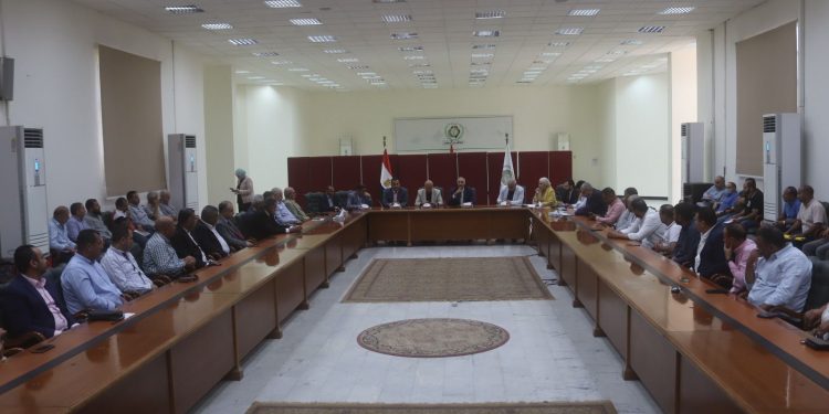 تنفيذاً لتوجيهات وزير الإسكان: نائب رئيس «هيئة المجتمعات العمرانية» يتابع مستويات أداء شركات التشغيل والصيانة بالمدن الجديدة