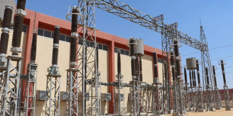 وزير الإسكان: جارٍ الانتهاء من تنفيذ محطة الكهرباء بالتوسعات الشرقية بمدينة 6 أكتوبر