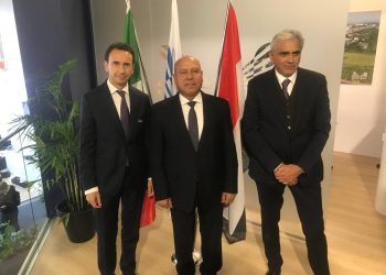 وزير الصناعة التقي رئيس وقيادات شركة سالشيف الايطالية على هامش فعاليات اليوم الثاني لمعرض إينوترانس 2024