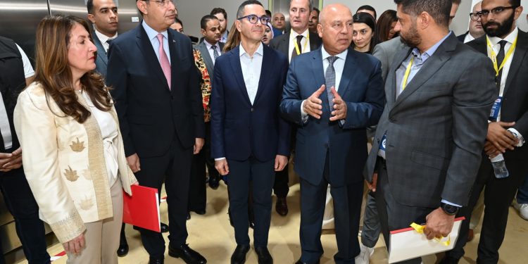 وزير الصناعة يفتتح توسعات مصنع القاهرة للصناعات الغذائية «كرافت هاينز» بمدينة السادس من أكتوبر