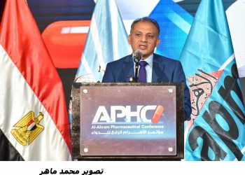 الدكتور محمد فايز فرحات: انعقاد النسخة الرابعة لمؤتمر الأهرام للدواء والرعاية تعكس ثقة كافة الأطراف المعنية في أهميته