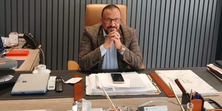 أبرزها رسوم التنازل وأراضي المستثمر الصغير.. «مطوري القاهرة الجديدة» تشكر وزير الإسكان على سرعة الاستجابة لمطالبها