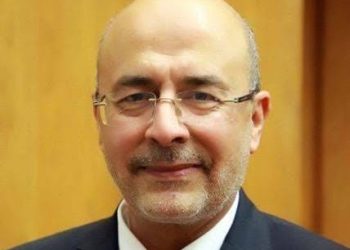 دكتور محمد أنور: 10 مليارات جنيه حجم سوق المكملات الغذائية في مصر