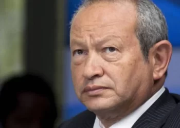 نجيب ساويرس يوجه تحذيرًا عاجلًا بشأن ارتفاع أسعار الفائدة وخطر الفقاعة العقارية