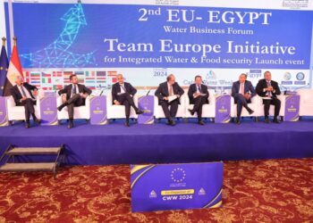 خلال فعاليات اسبوع القاهرة للمياه المهندس محمد محلب: استدامة مشروعات البنية التحتية لمحطات المياه تتطلب تحفيز شركات المقاولات المحلية وآليات وضوابط واضحة للتنفيذ