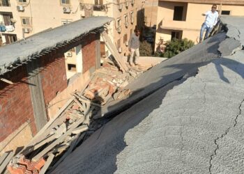 وزير الإسكان يتابع نتائج حملات إزالة المخالفات والظواهر العشوائية بعدة مدن