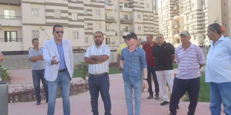 خلال متابعة لسير العمل بعددٍ من مشروعات المدينة .. «وزير الإسكان» قريباً تسليم 3 آلاف وحدة سكنية بالمبادرة الرئاسية «سكن لكل المصريين» بالعاشر من رمضان
