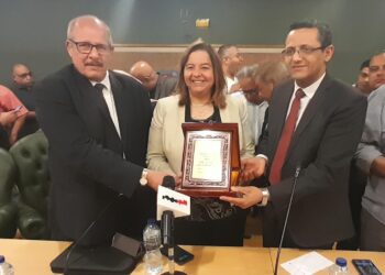 خلال لقاء نظمته لجنة الإسكان بنقابة الصحفيين .. الرئيس التنفيذى لصندوق الإسكان الإجتماعى إيصال المعلومات الصحيحة للمواطنين منخفضي ومتوسطي الدخل يقع على عاتق الصحفيين