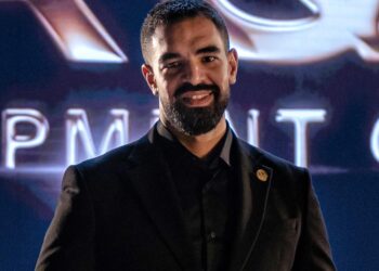 أحمد زيادة: تحقيق 70% من المستهدف البيعي للمرحلة الأولى لمول Annex26 على محور 26 يوليو خلال أول أسبوع