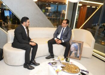 المستشار محمد شاكر رئيساً للقطاع القانونى بشركة جولدن فيو