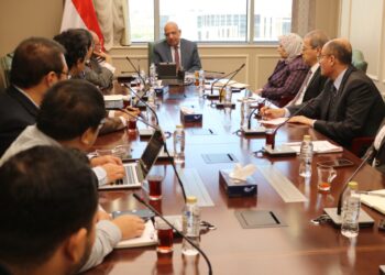 وزير الكهرباء يجتمع بشركة china Energy لمتابعة مستجدات تنفيذ مشروع خط الربط الكهربائي المصرى السعودى