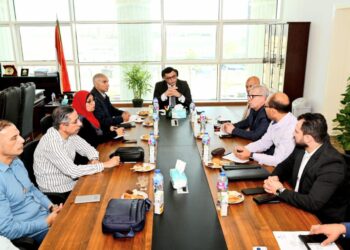 فى اجتماع ظهر اليوم بـ«العلمين الجديدة» .. وزير الإسكان يتابع موقف تنفيذ المشروعات التنموية المتنوعة بإقليم الساحل الشمالى الغربى