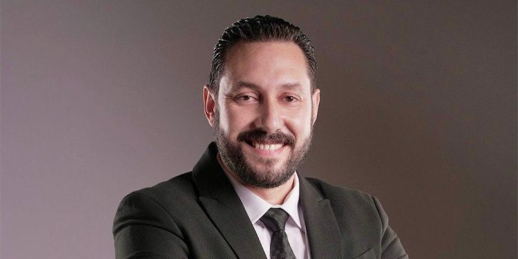 محمود زناري رئيسًا لقطاع المبيعات بشركة ريحانة للتطوير العقاري